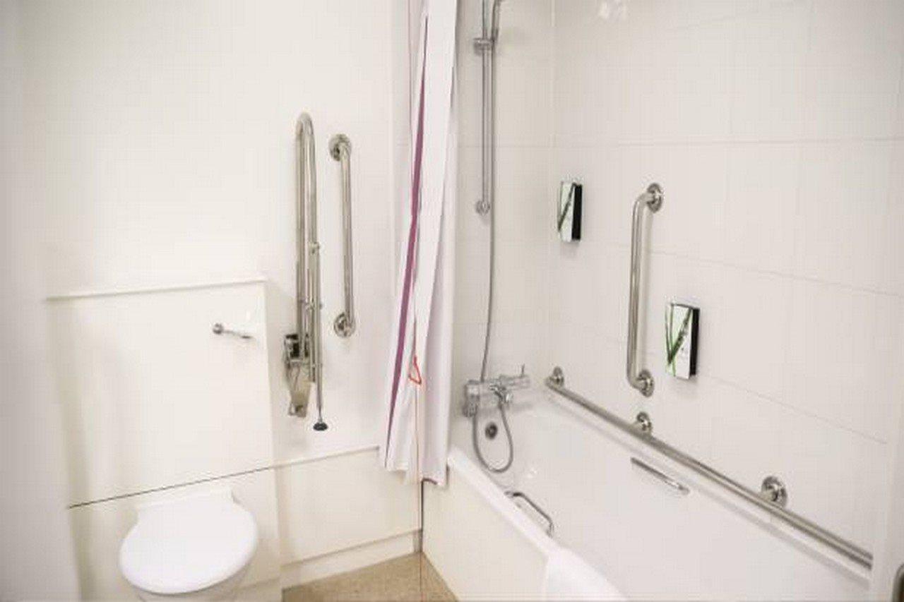 Premier Inn Chippenham 奇彭纳姆 外观 照片